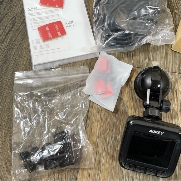 Aukey Car Recording Camera - Home - Picture 5 of 9